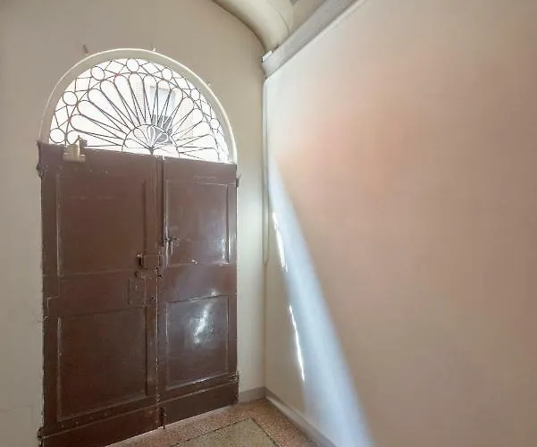 New Loft In The Heart Of 2 *